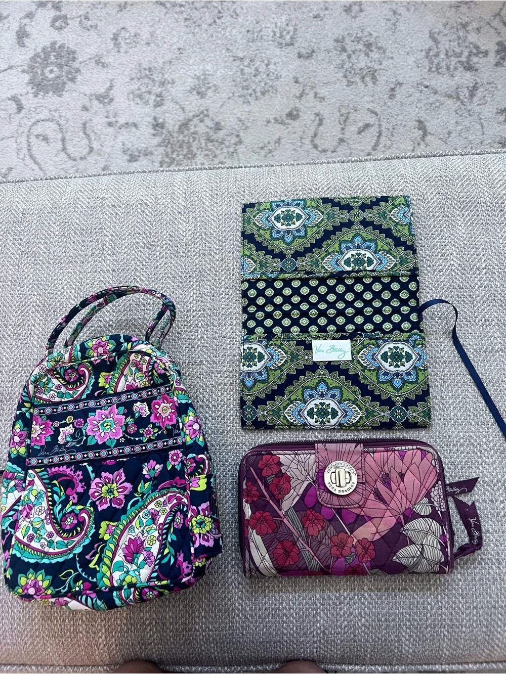Vera Bradley Mini Quilted Lunch Bag Wallet, Billfold Multi Color all EUC
